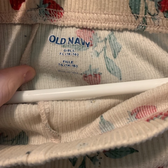 Strawberry pyjama shorts - Picture 2 of 2